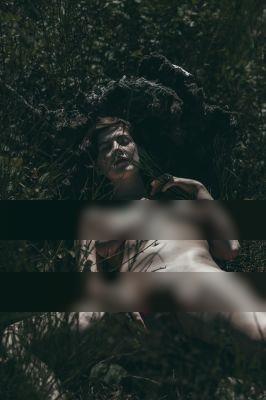 A quiet rhyme / Nude  photography by Model Beke ★6 | STRKNG